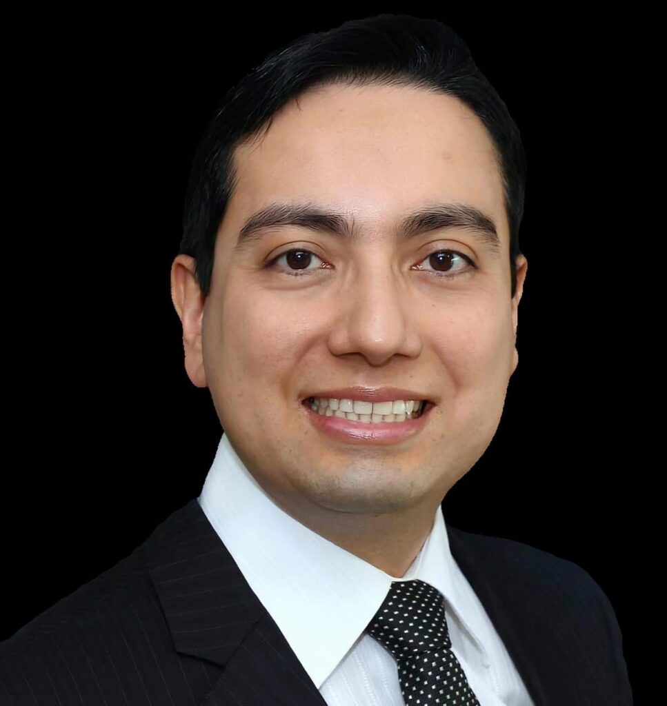 Dr. Fábio Sato